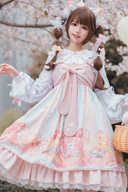 Finely Styled Dress with a Classic Vintage Look