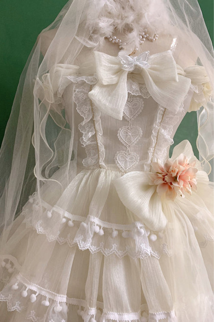 Finely Styled Dress with a Classic Vintage Look