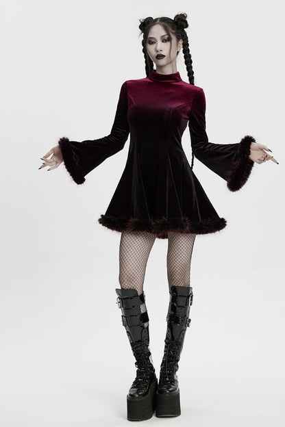 Casually Elegant Dress with a Refined Edge