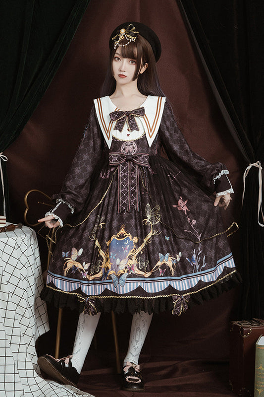 Classic Vintage Dress with a Flattering Fit