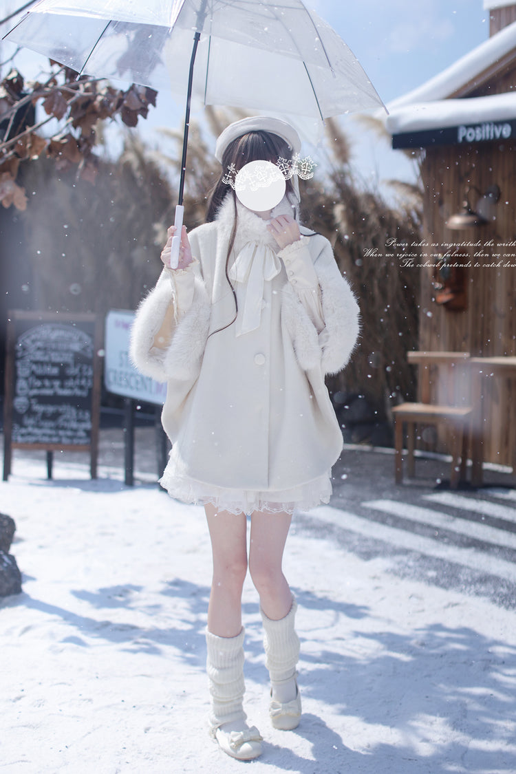 Elegantly Styled Coat for Everyday Wear