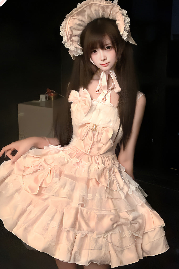 Finely Styled Dress with a Classic Vintage Look