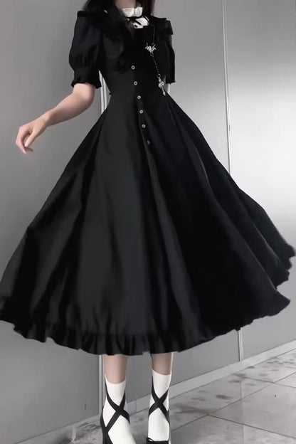 Subtly Elegant Dress with a Refined Vintage Look