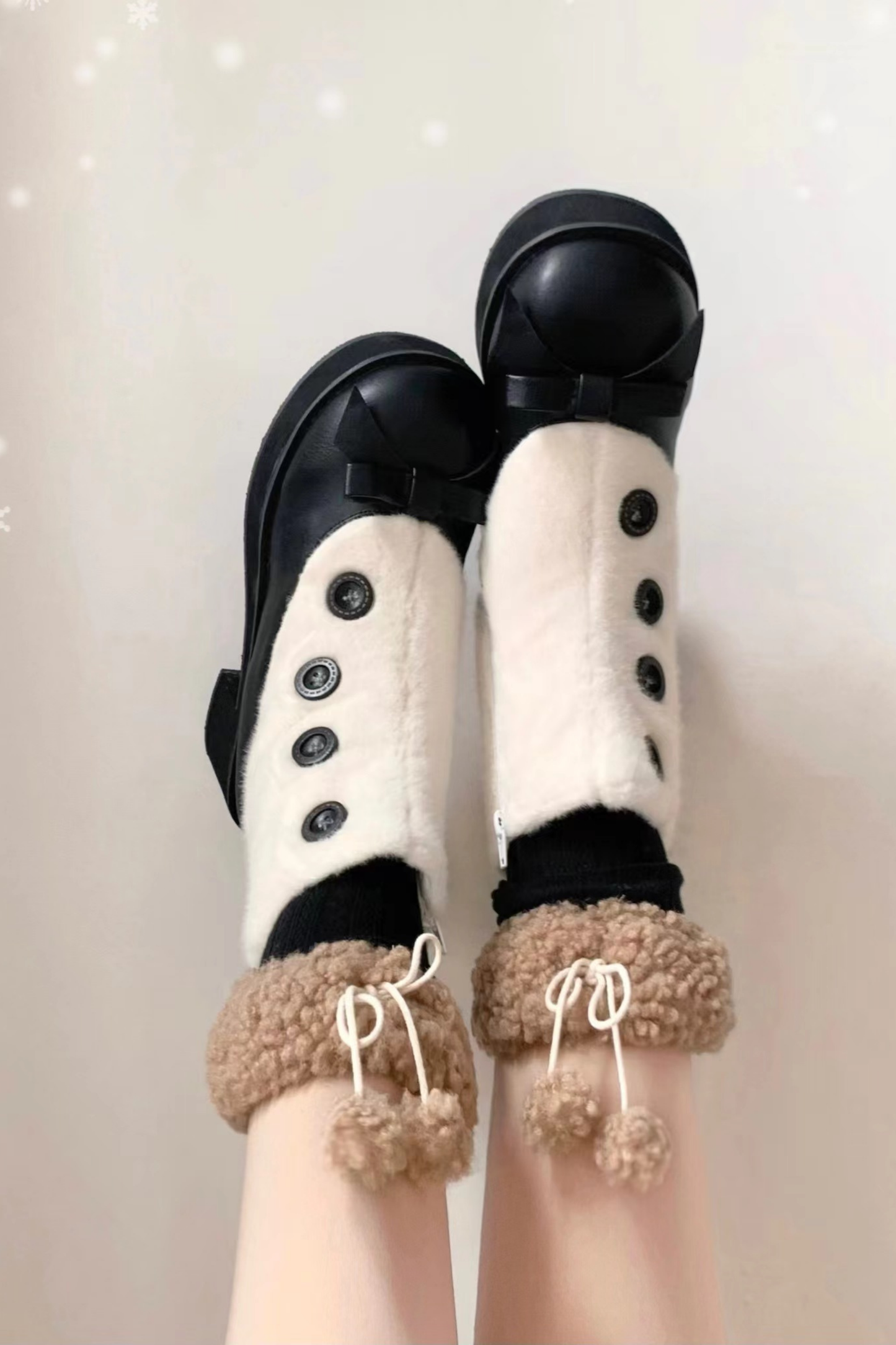[pre-order] Retro Button Fur Socks Cover Fake Design Boots