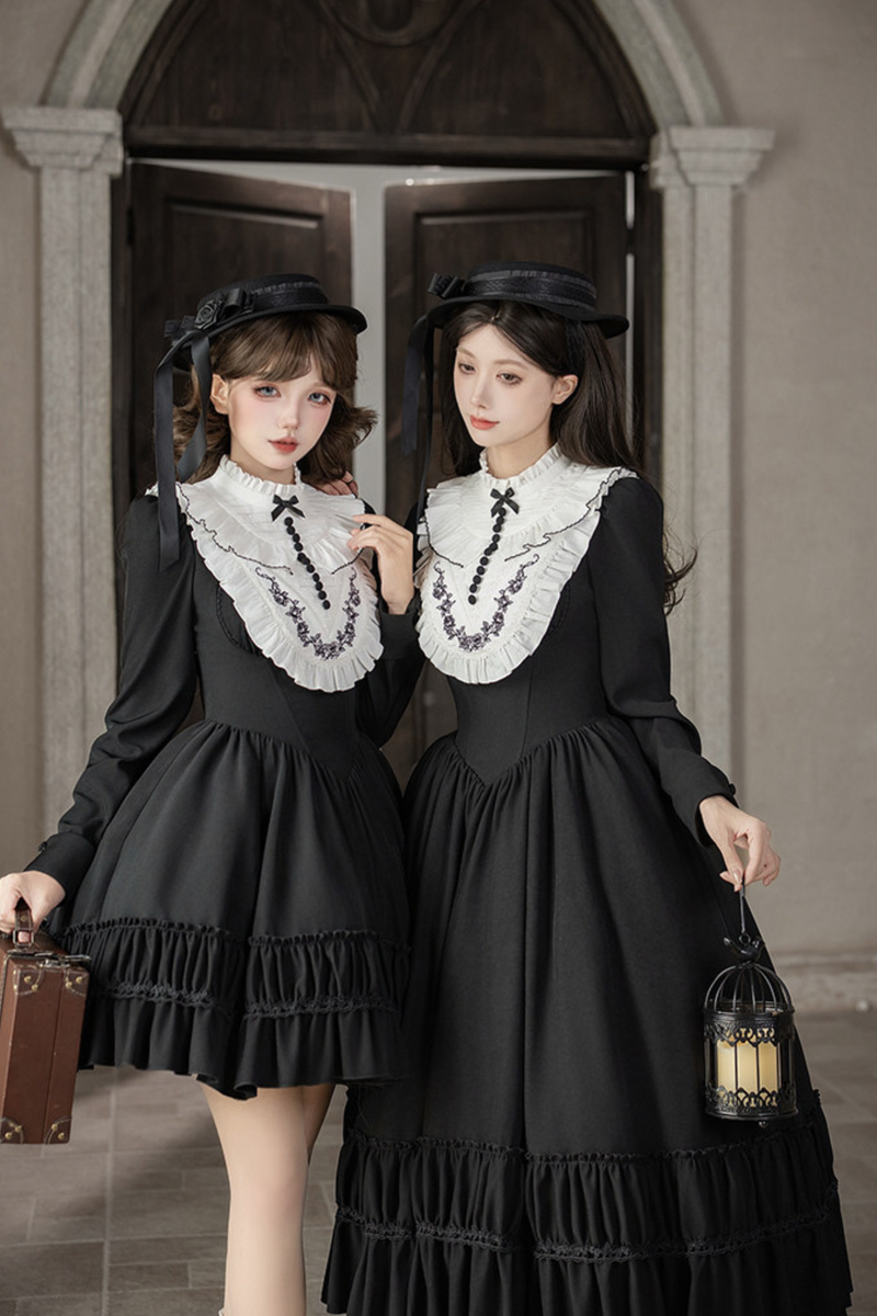 Gothic Dress + Fake Collar + Hat