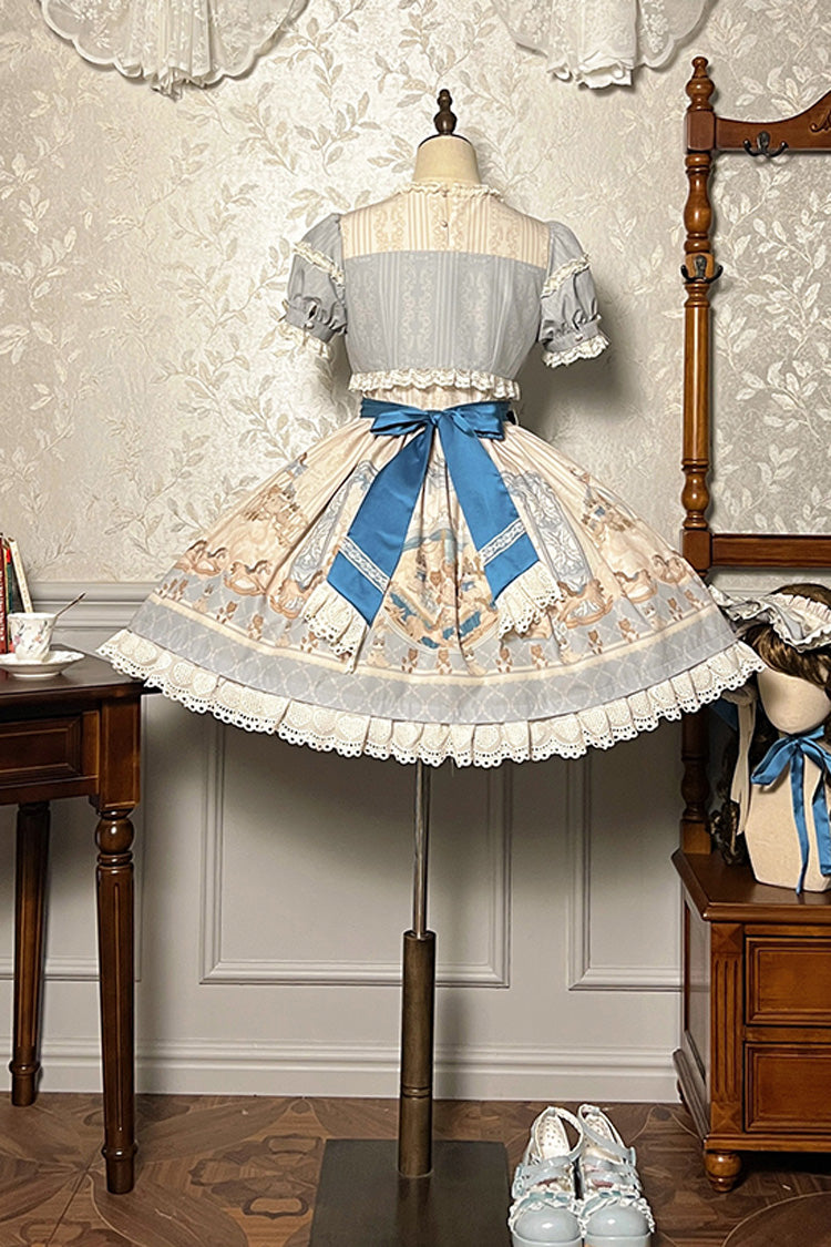 Classic Vintage Dress with a Flattering Fit