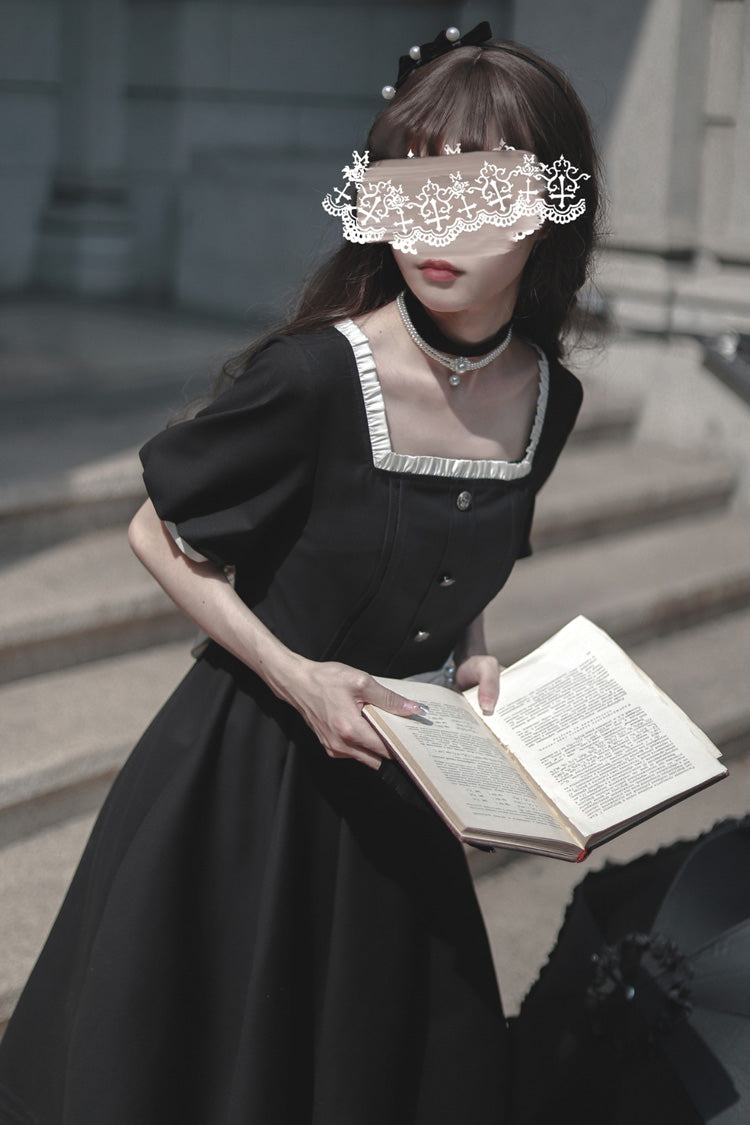 Casually Elegant Dress with a Refined Edge