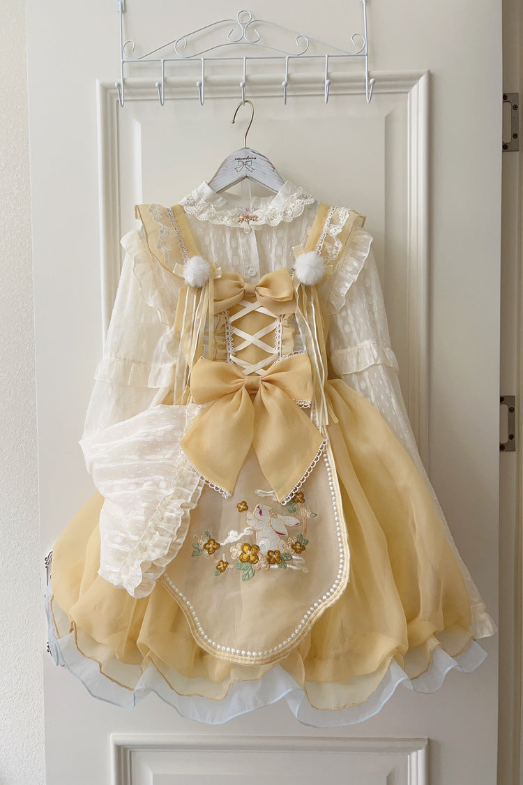 Subtly Elegant Dress with a Refined Vintage Look