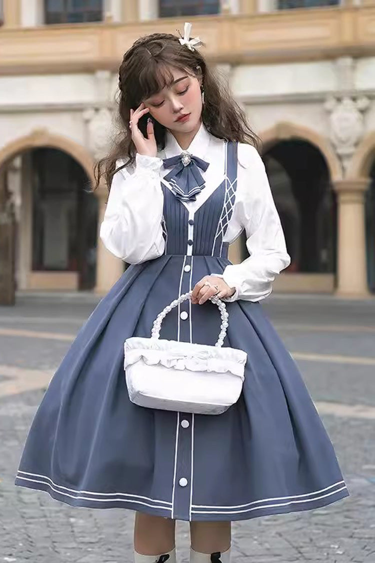 Finely Styled Dress with a Classic Vintage Look
