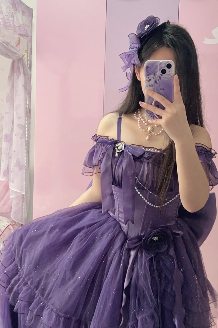 Finely Styled Dress with a Classic Vintage Look