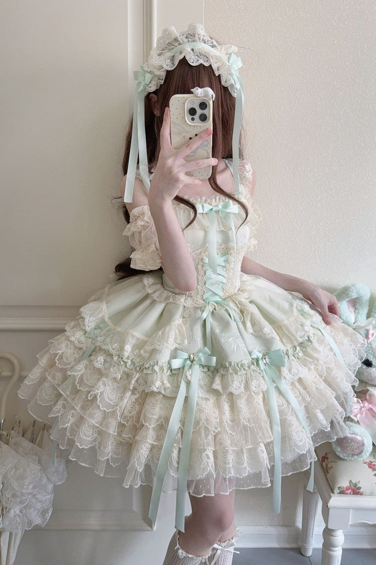 Subtly Elegant Dress with a Refined Vintage Look