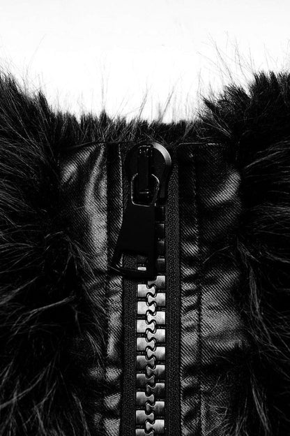 Subtly Elegant Coat with a Refined Vintage Look