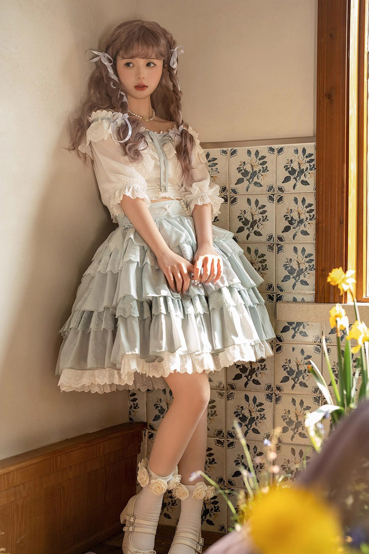 Sophisticated Garment with a Clean Classic Look