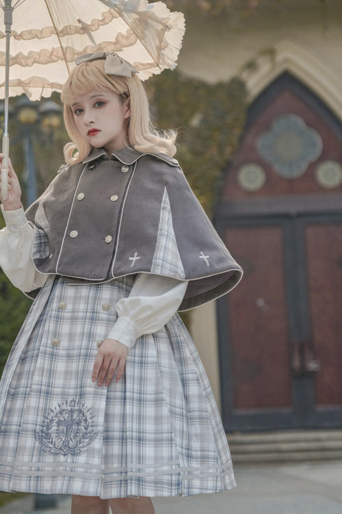 Subtly Elegant Dress with a Refined Vintage Look