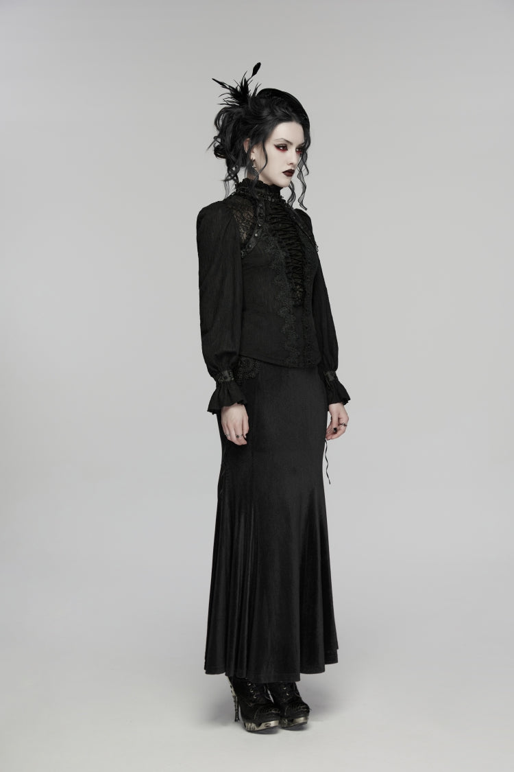 Subtly Elegant Blouse with a Refined Vintage Look