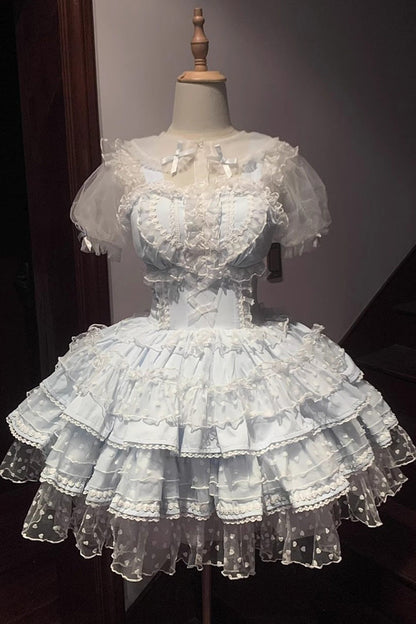Finely Styled Dress with a Classic Vintage Look