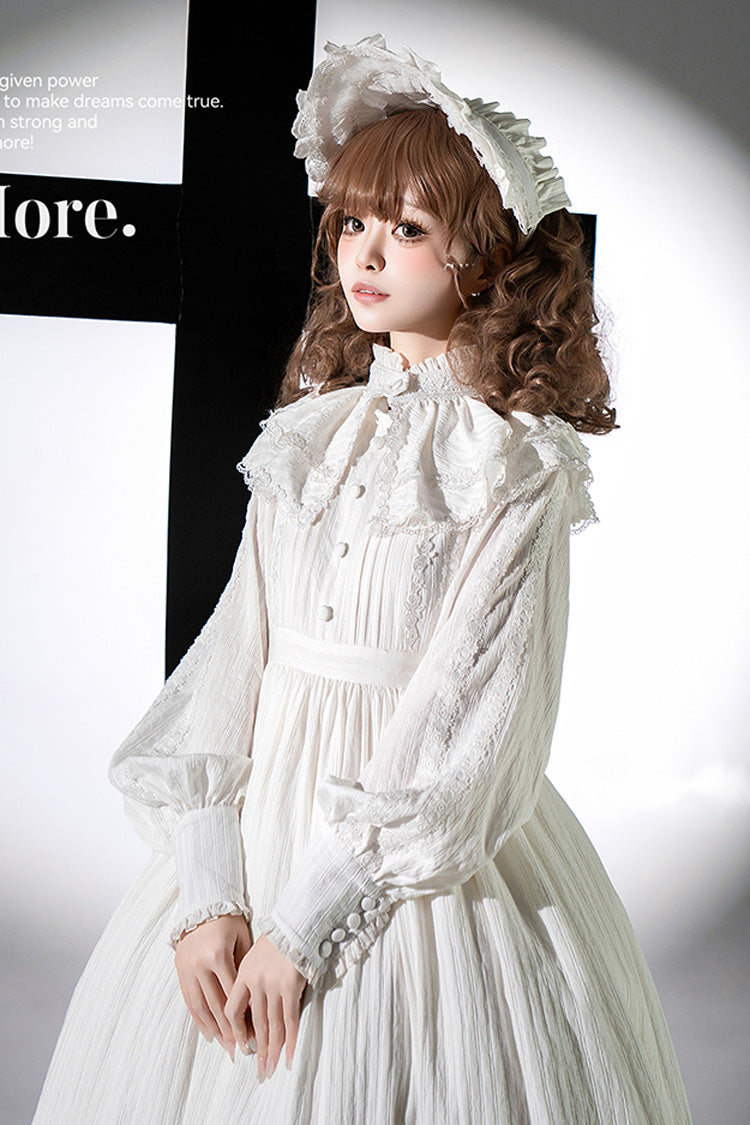 Finely Styled Dress with a Classic Vintage Look