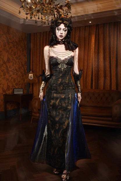 Subtly Elegant Dress with a Refined Vintage Look
