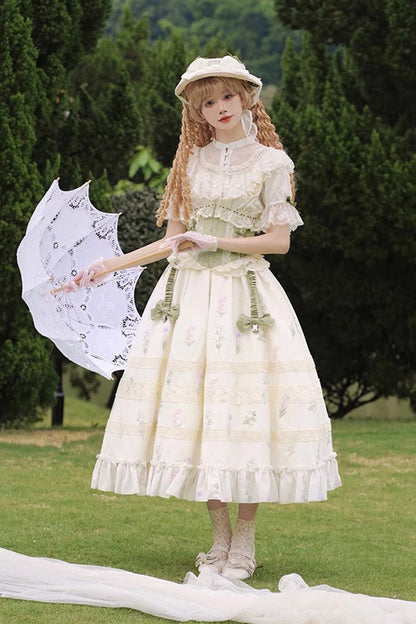 Vintage Style Dress with a Modern Fit