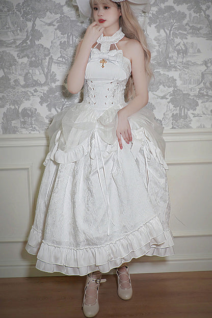 Finely Styled Dress with a Classic Vintage Look