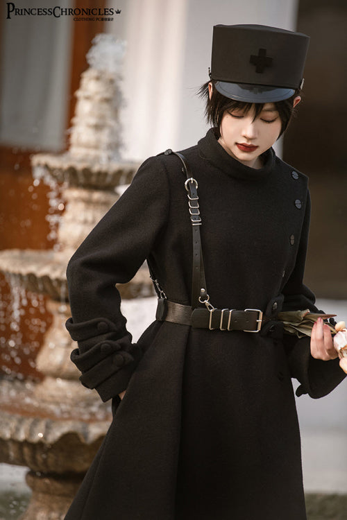 Classic Vintage Coat with a Flattering Fit