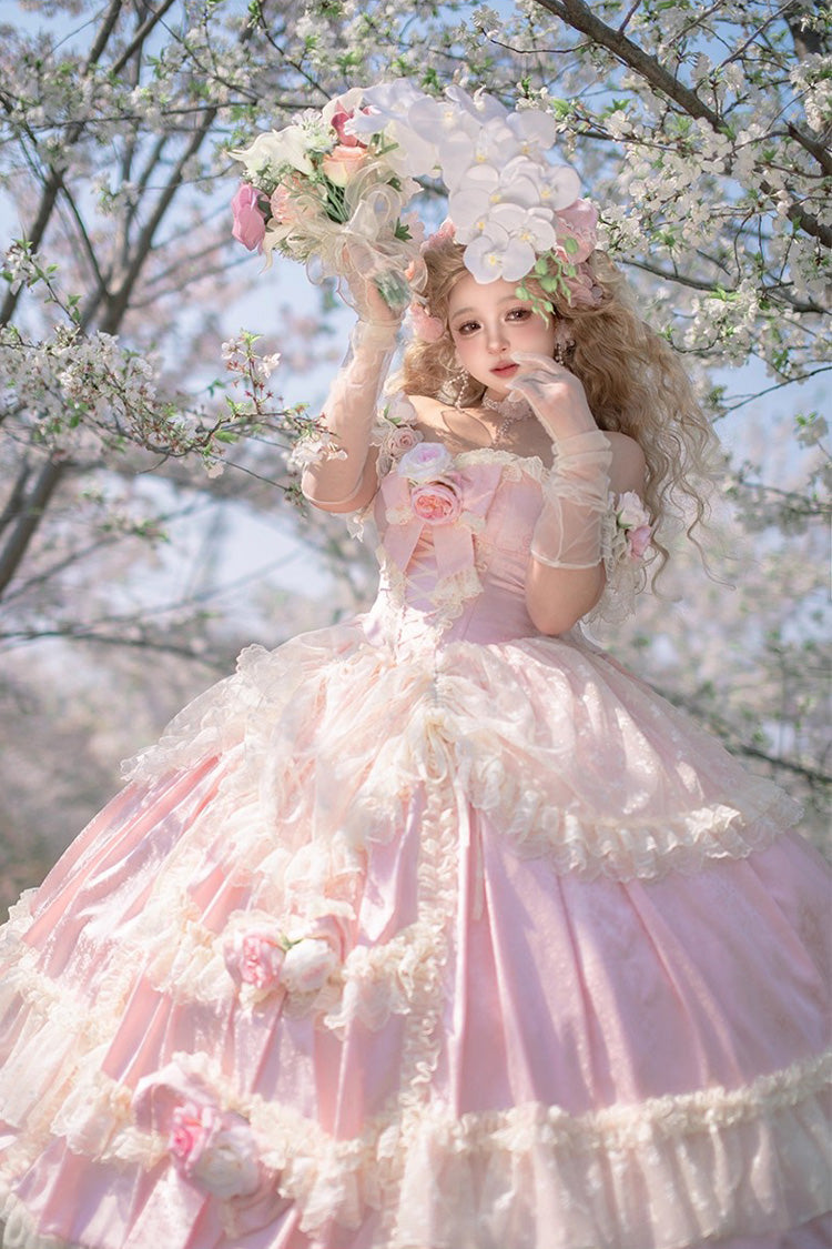 Subtly Elegant Dress with a Refined Vintage Look