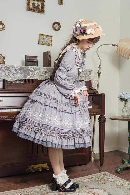 Beautifully Crafted Dress in a Classic Style