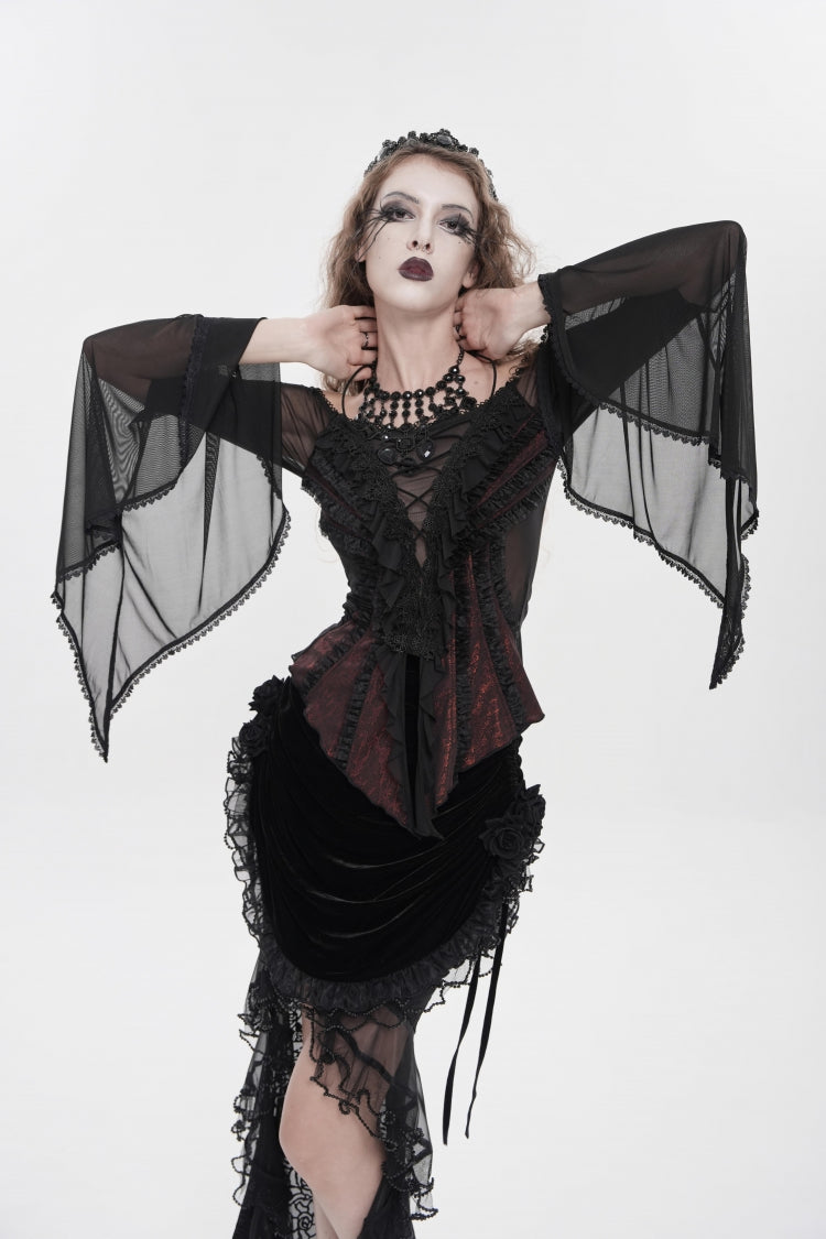 Subtly Elegant Blouse with a Refined Vintage Look