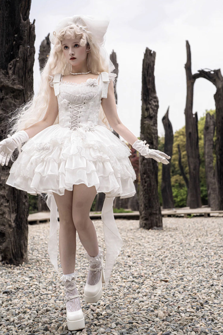 Finely Styled Dress with a Classic Vintage Look