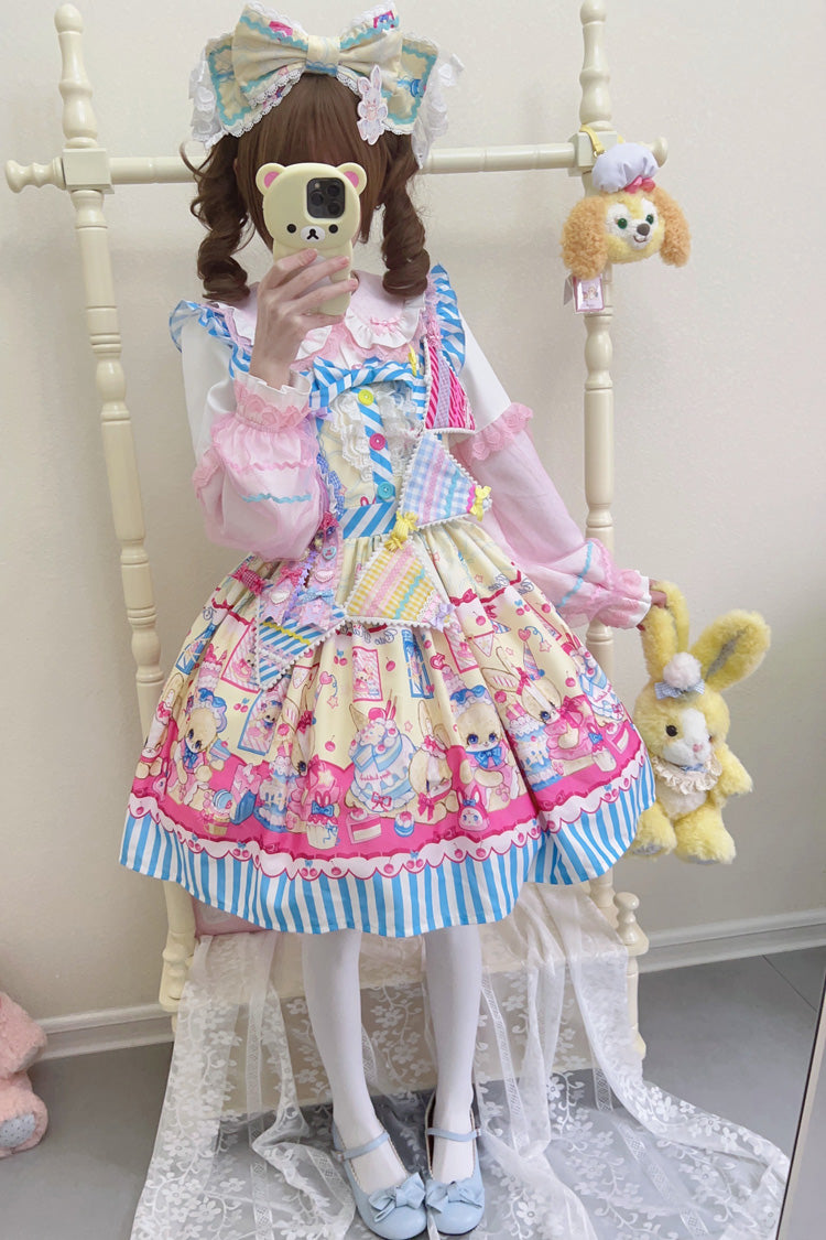 Finely Styled Dress with a Classic Vintage Look