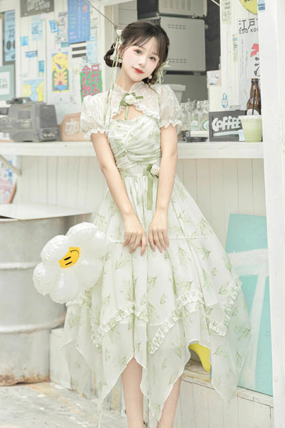 Beautifully Crafted Dress in a Classic Style