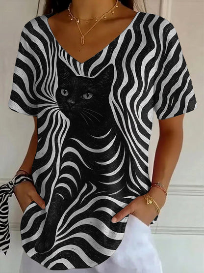 Casually Elegant Garment with a Refined Edge