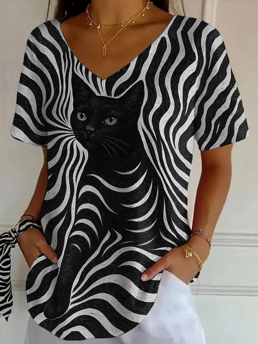 Effortlessly Elegant Garment with a Timeless Design