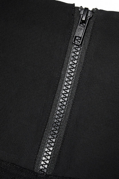 Finely Styled Garment with a Classic Vintage Look