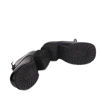 Finely Styled Shoes with a Classic Vintage Look