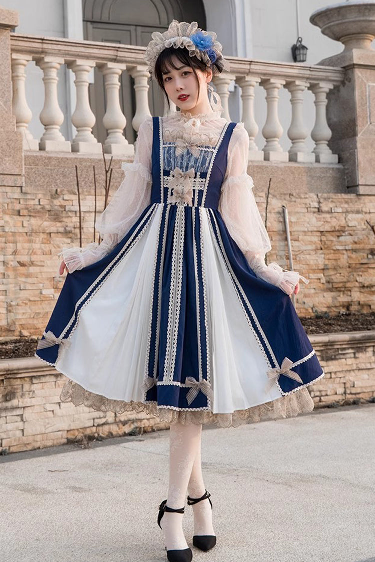 Finely Styled Dress with a Classic Vintage Look