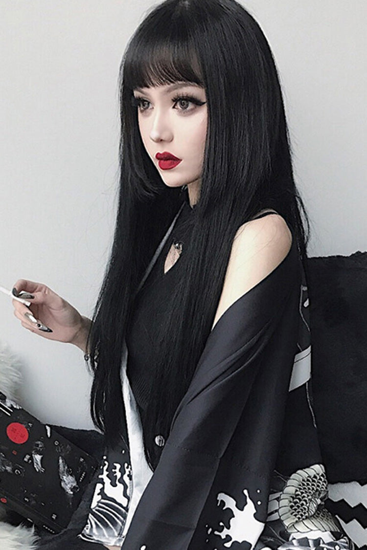 Subtly Elegant Garment with a Refined Vintage Look