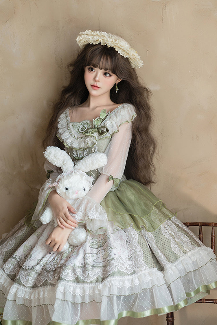 Subtly Elegant Dress with a Refined Vintage Look
