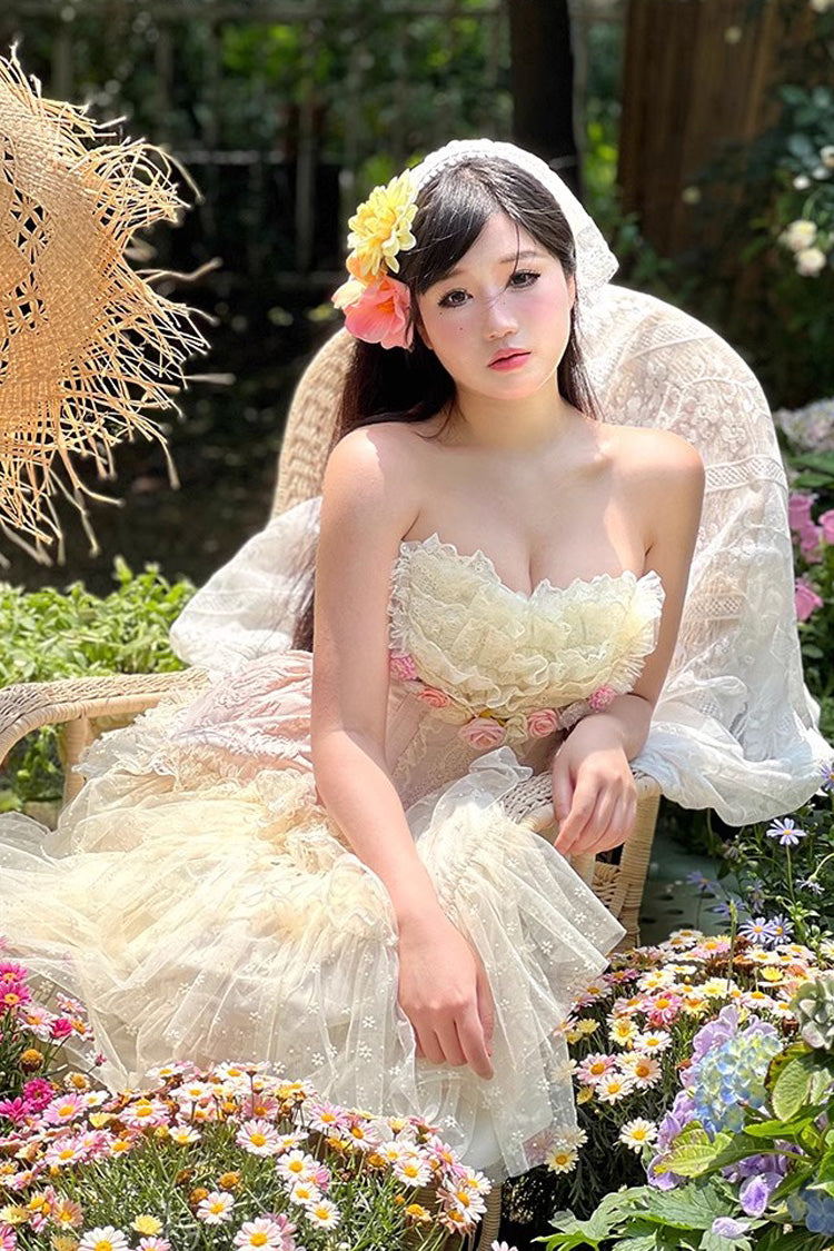 Finely Styled Dress with a Classic Vintage Look