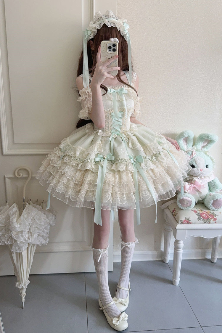 Subtly Elegant Dress with a Refined Vintage Look