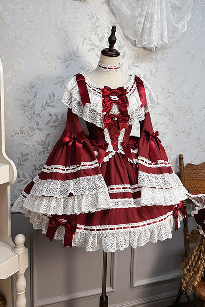 Subtly Elegant Dress with a Refined Vintage Look