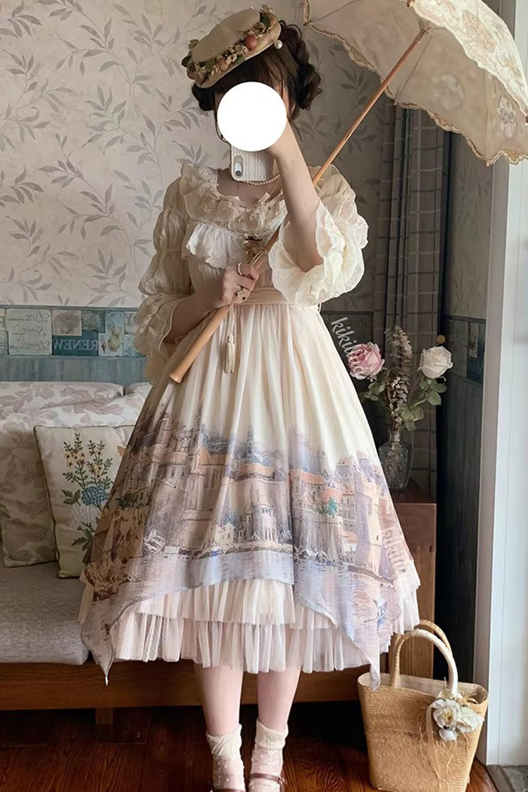 Finely Styled Dress with a Classic Vintage Look