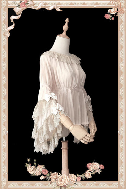 Vintage Style Blouse with a Modern Fit