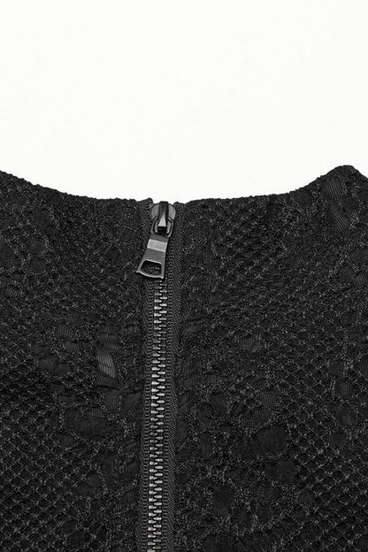 Black Round Collar Long Sleeves Jacquard Symmetrical Rope Gothic T-shirt