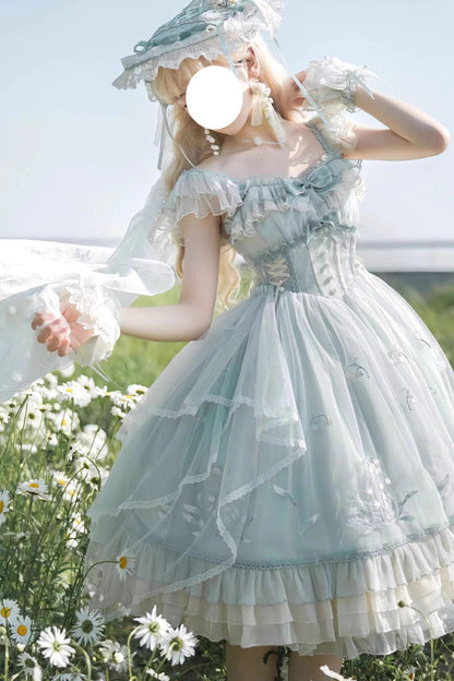Beautifully Crafted Dress in a Classic Style