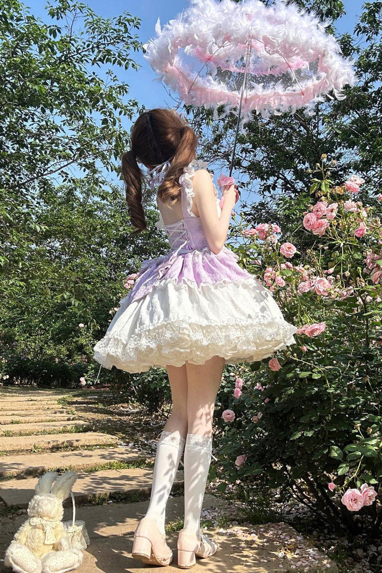 Finely Styled Dress with a Classic Vintage Look