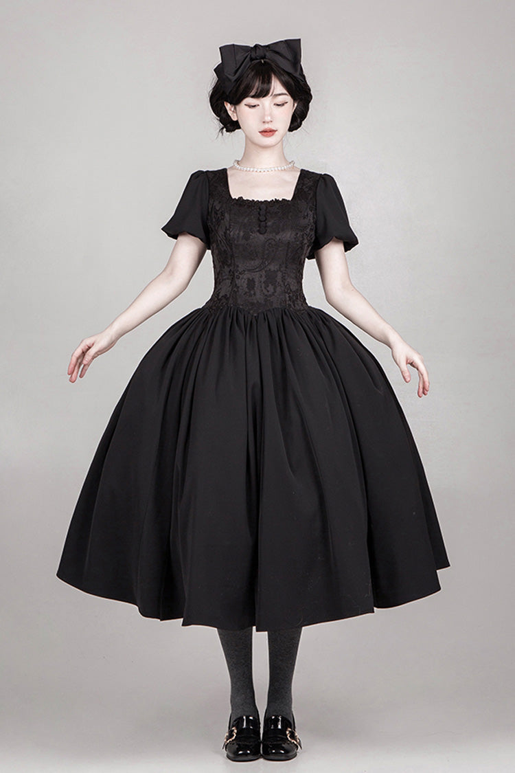 Beautifully Crafted Dress in a Classic Style