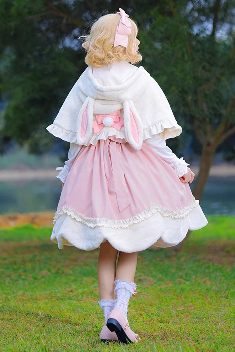 Subtly Elegant Dress with a Refined Vintage Look