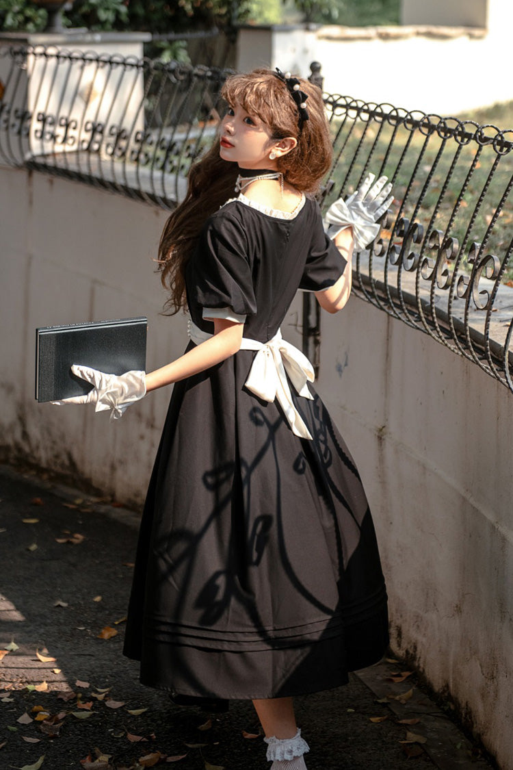 Casually Elegant Dress with a Refined Edge