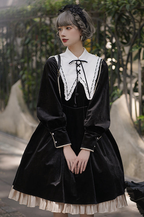 Classic Designed Dress in a Timeless Cut